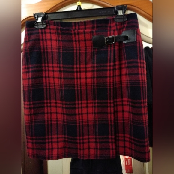 Beautiful Designer "Catholic School Girl" Mini Skirt by Elliot Lauren - size 2 - Picture 10 of 11